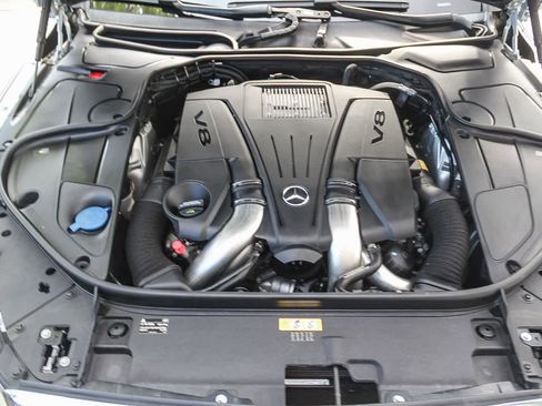Used 2016 Mercedes-Benz S 550 Sedan image 27