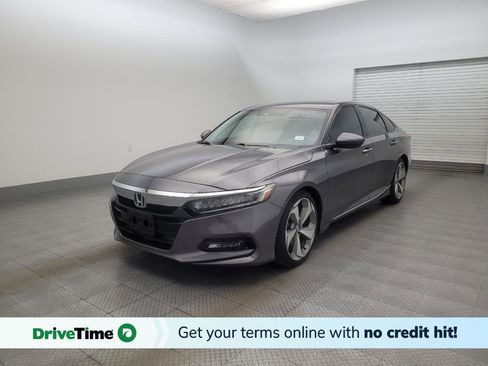 Used 2018 Honda Accord Touring image 1