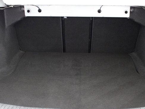 Used 2017 Mercedes-Benz C 300 Sedan image 79