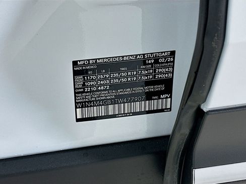 New 2026 Mercedes-Benz GLB 250 image 34
