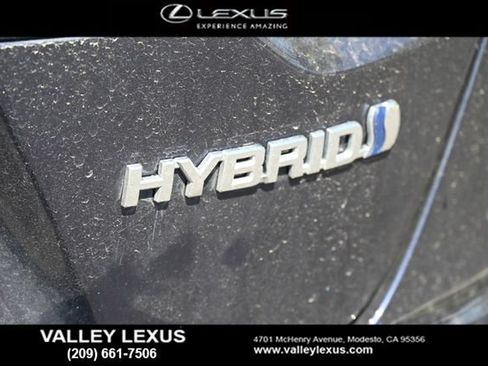 Used 2022 Toyota Corolla LE FWD image 6
