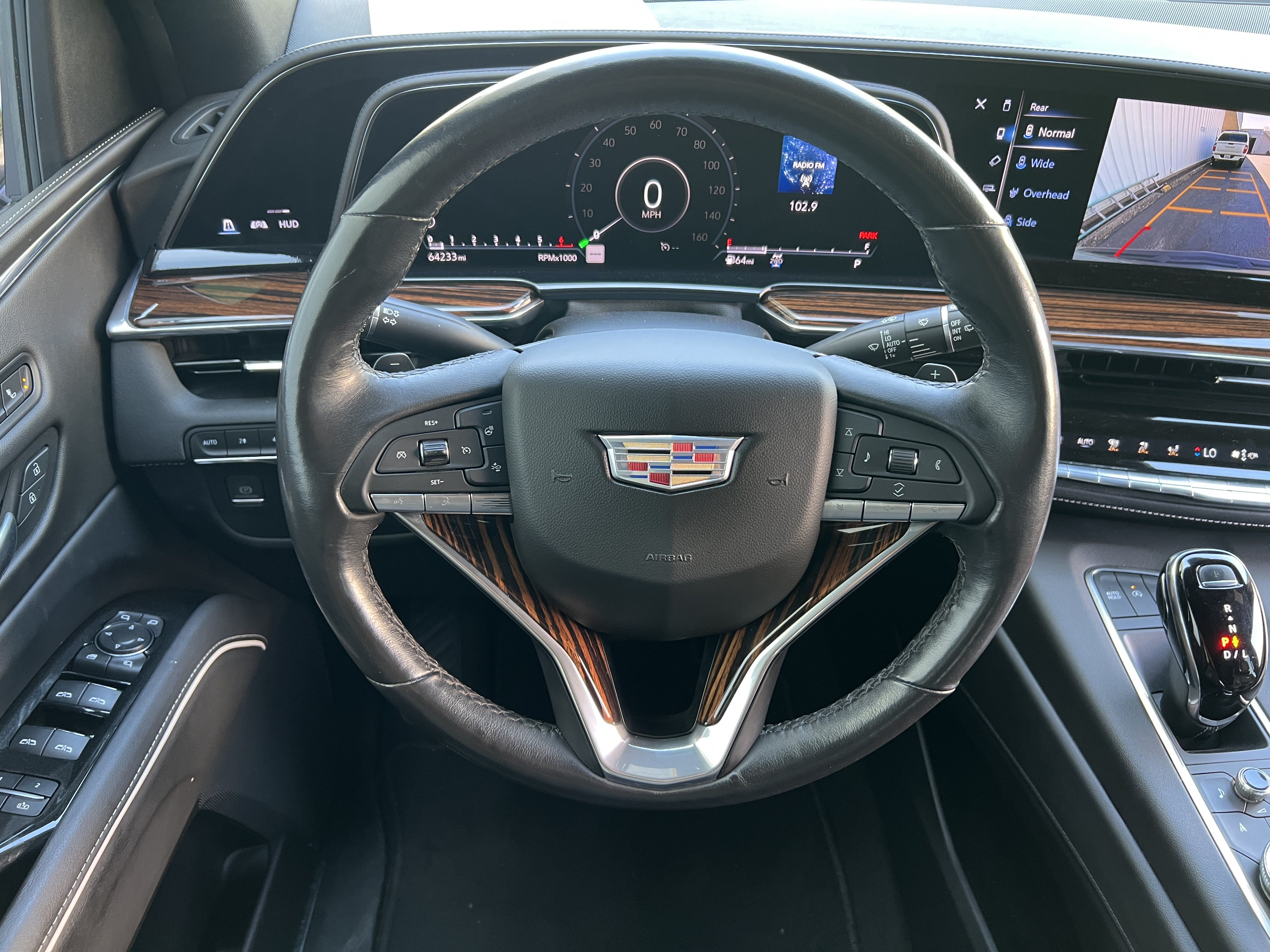 Used 2021 Cadillac Escalade Premium Luxury AWD/4WD image 29