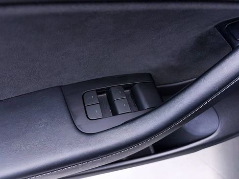 Used 2022 Tesla Model 3 Performance AWD/4WD image 17