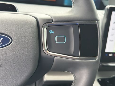 New 2026 Ford Expedition Max Active RWD image 11