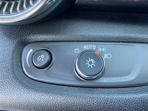 Used 2024 Chevrolet Trax ACTIV FWD image 27