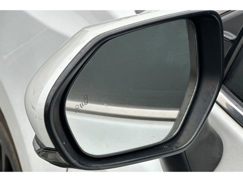 Used 2021 Toyota Camry XSE FWD image 7