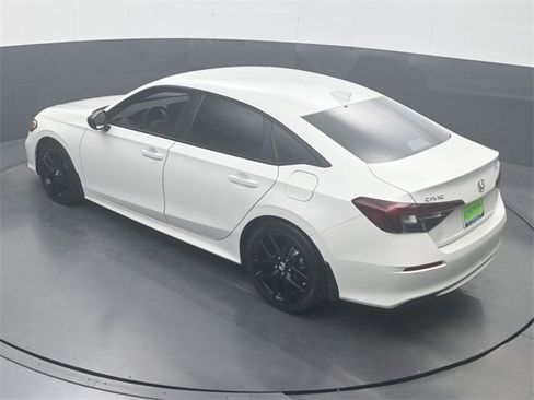 Used 2025 Honda Civic Sport image 23