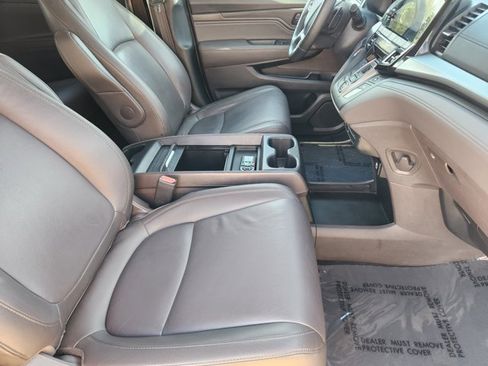 Used 2019 Honda Odyssey Touring image 13