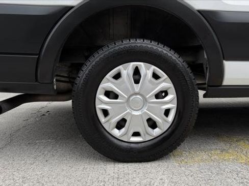 Used 2023 Ford Transit 350 XLT RWD image 29