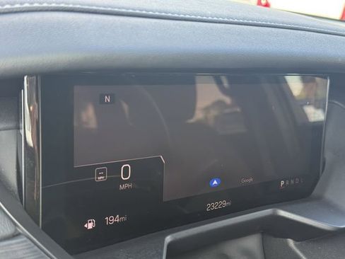 Used 2025 GMC Acadia Elevation image 25