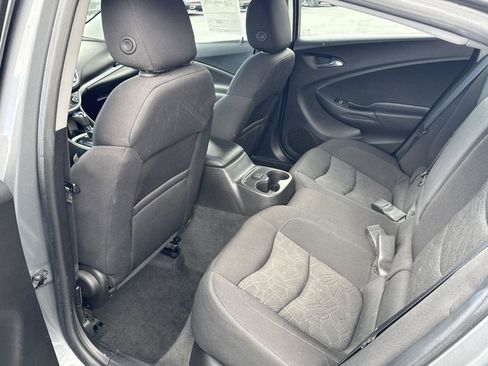 Used 2018 Chevrolet Volt LT image 19