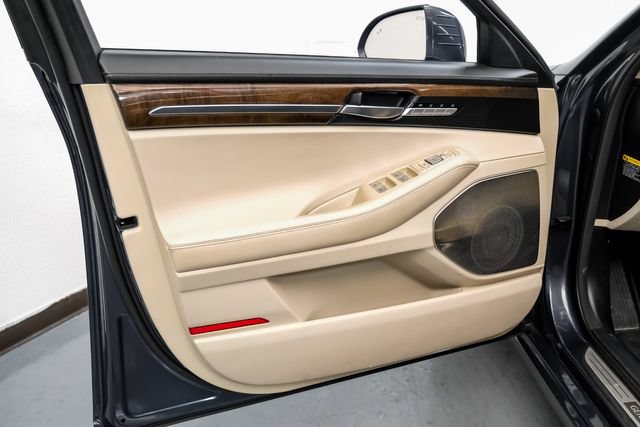 Used 2017 Genesis G90 3.3T Premium RWD image 43