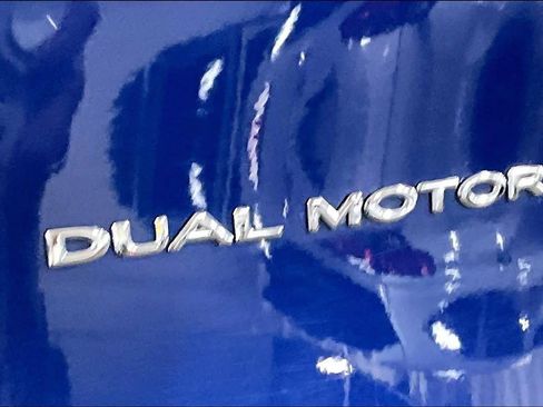 Used 2024 Tesla Model Y Long Range image 9