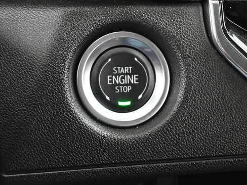 Used 2025 Chevrolet Colorado Trail Boss AWD/4WD image 26