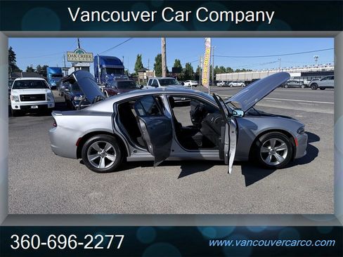 Used 2015 Dodge Charger SE w/ Sport Appearance Group RWD image 13