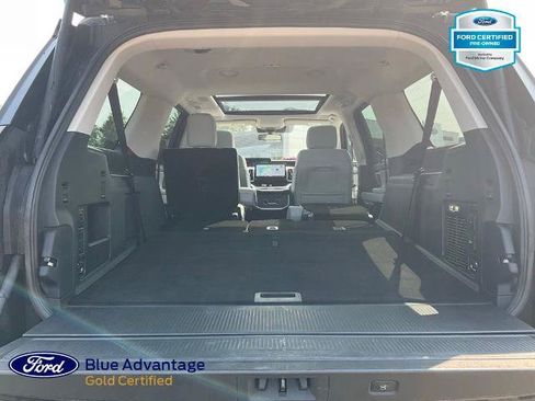 Certified 2025 Ford Expedition Max Platinum w/ Driver's Package AWD/4WD image 24
