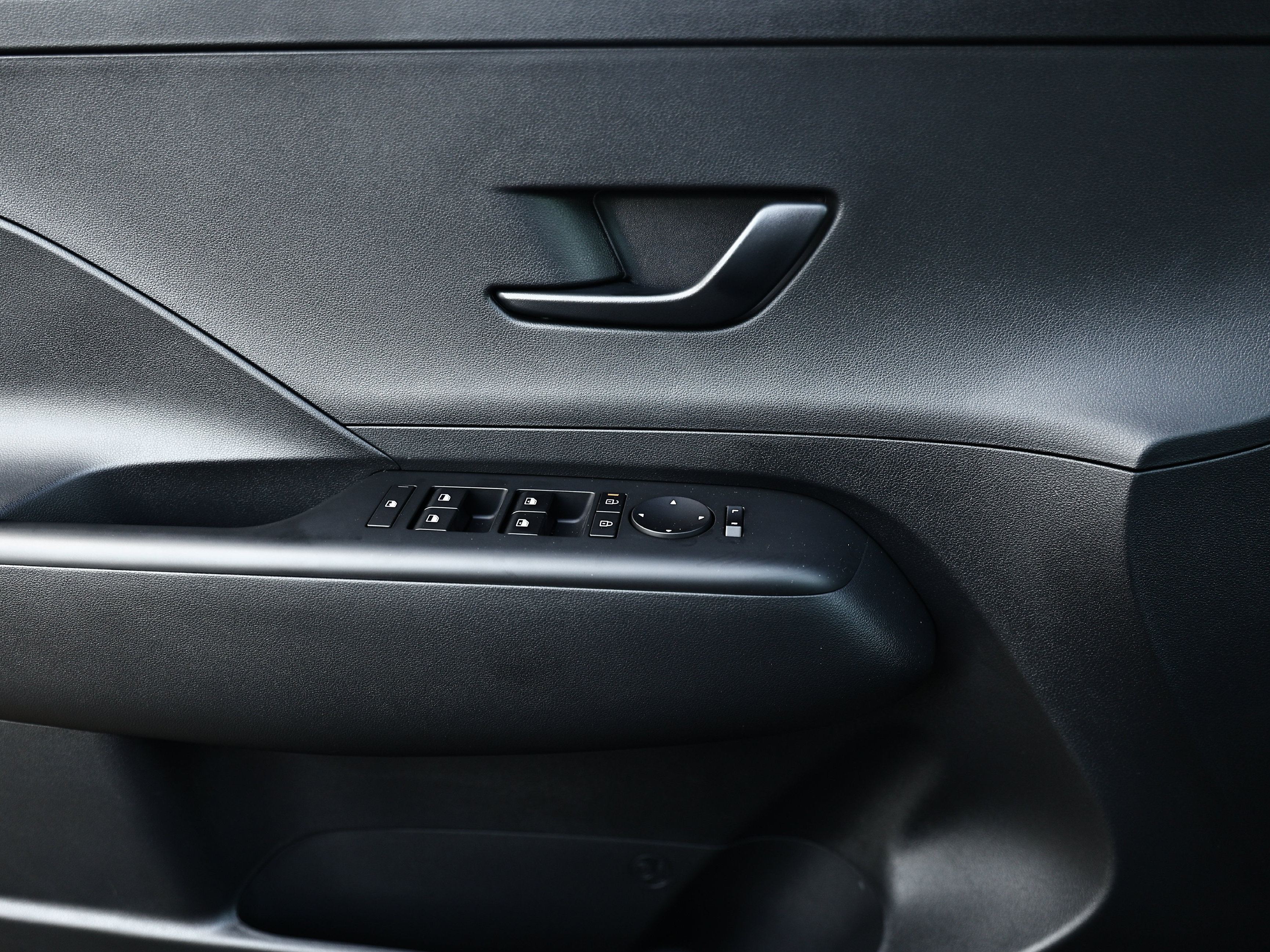New 2027 Hyundai Kona SEL Sport AWD/4WD image 7