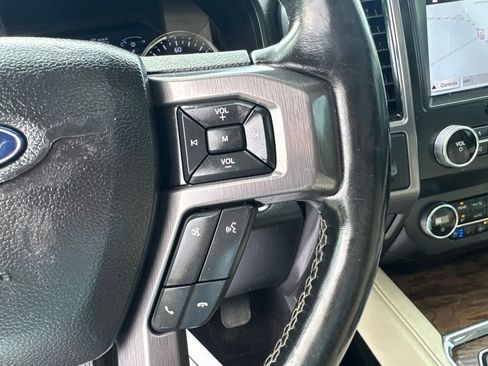 Used 2019 Ford Expedition Max Platinum AWD/4WD image 19