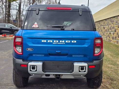 New 2026 Ford Bronco Sport Outer Banks w/ Sasquatch Outer Banks Package AWD/4WD image 10