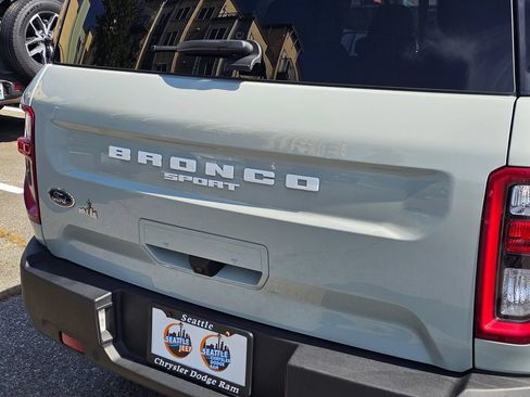 Used 2023 Ford Bronco Sport Badlands w/ Premium Package AWD/4WD image 14