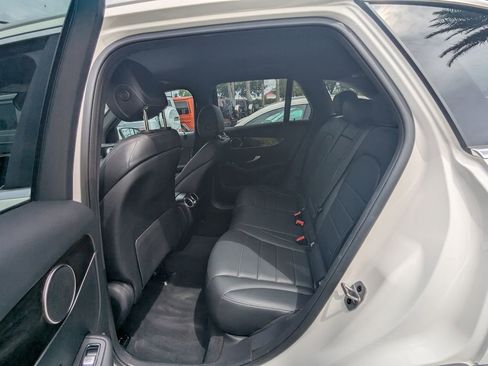 Used 2022 Mercedes-Benz GLC 300 4MATIC w/ Driver Assistance Package image 25