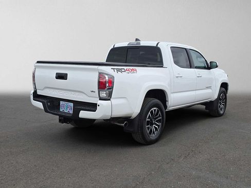 Used 2023 Toyota Tacoma TRD Sport w/ Advanced Technology Package AWD/4WD image 3