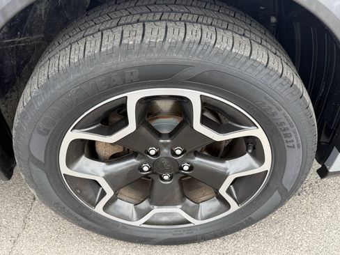 Used 2014 Subaru Crosstrek 2.0i Limited AWD/4WD image 26