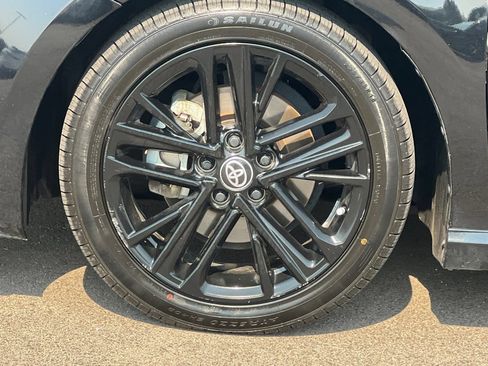 Used 2025 Toyota Camry SE FWD image 25