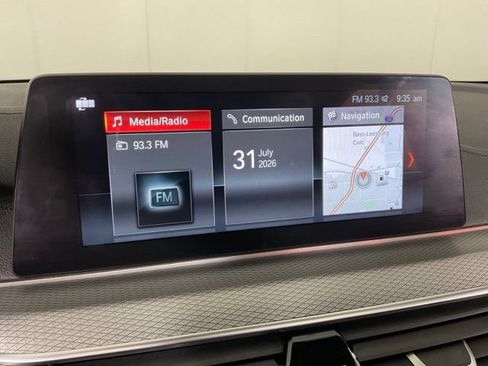 Used 2018 BMW M550i xDrive AWD/4WD image 13