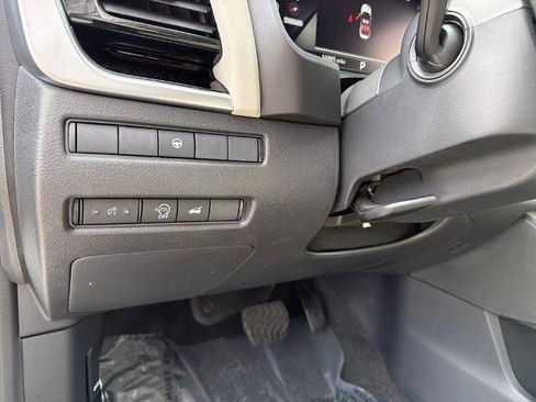 Certified 2024 Nissan Rogue SL FWD image 17