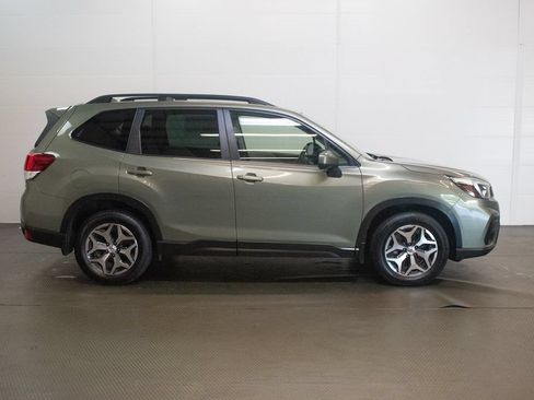 Certified 2021 Subaru Forester Premium AWD/4WD image 3