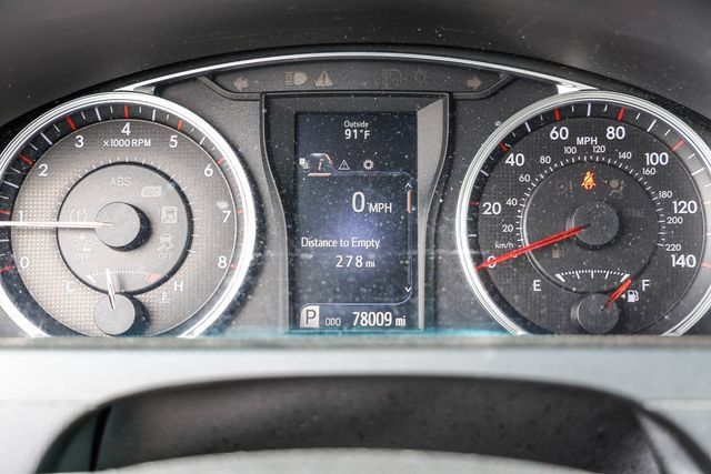 Used 2017 Toyota Camry SE FWD image 18
