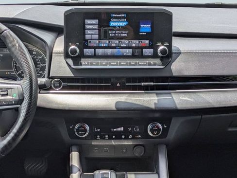 Used 2024 Mitsubishi Outlander SE FWD image 19