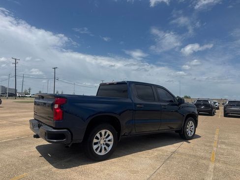 Used 2022 Chevrolet Silverado 1500 Custom RWD image 21