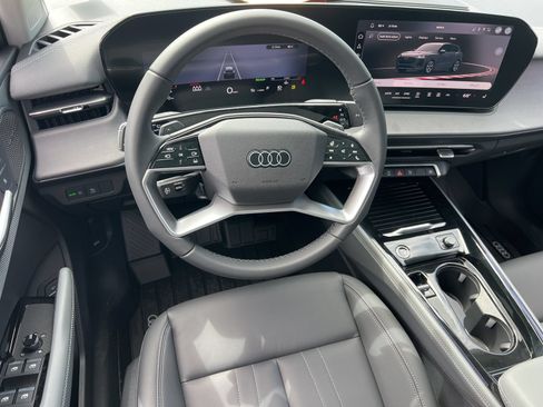 New 2026 Audi Q3 quattro 2.0T AWD/4WD image 36