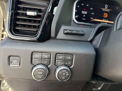 New 2026 GMC Sierra 2500 AT4 w/ AT4 Premium Plus Package image 31