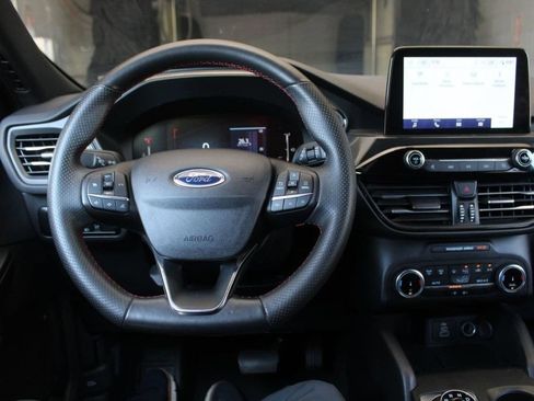 Used 2025 Ford Escape ST-Line FWD image 44
