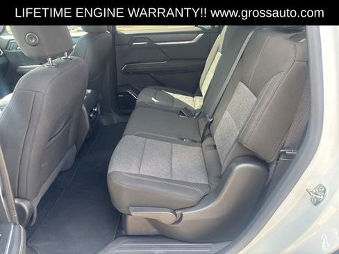 Used 2025 GMC Acadia Elevation AWD/4WD image 21
