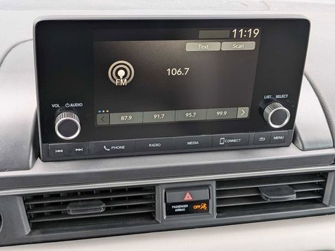 Certified 2023 Honda Pilot LX image 26