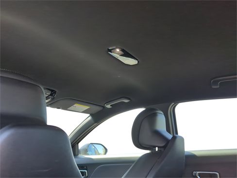 Used 2025 Kia K4 GT-Line image 16