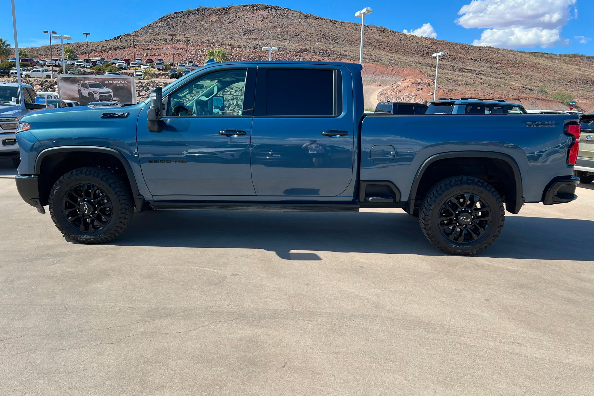 Used 2026 Chevrolet Silverado 2500 LTZ w/ LTZ Plus Package AWD/4WD image 2
