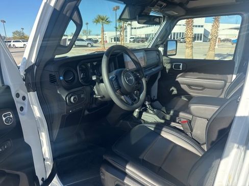 Used 2024 Jeep Wrangler Unlimited Rubicon 4xe image 20