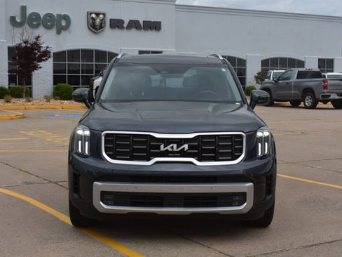 Used 2023 Kia Telluride SX AWD/4WD image 2