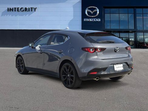 Used 2023 MAZDA MAZDA3 s FWD image 4