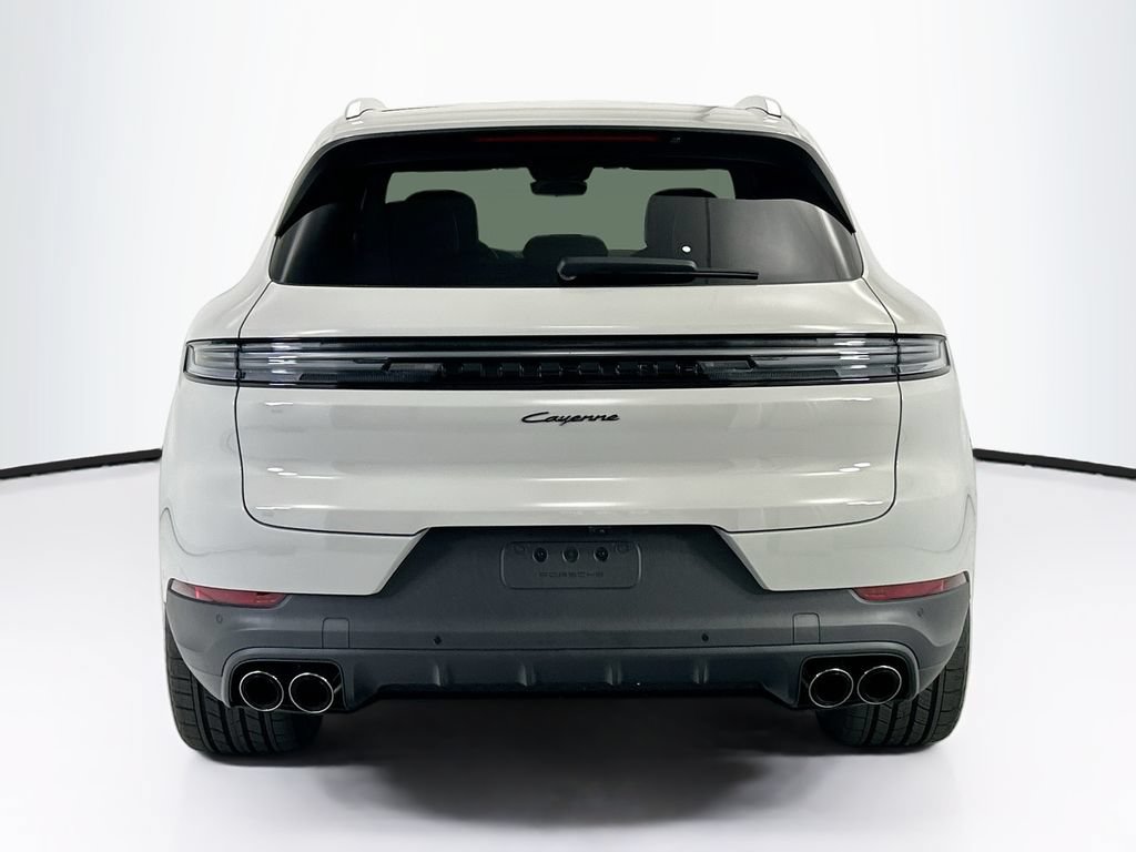 Used 2026 Porsche Cayenne AWD/4WD image 6