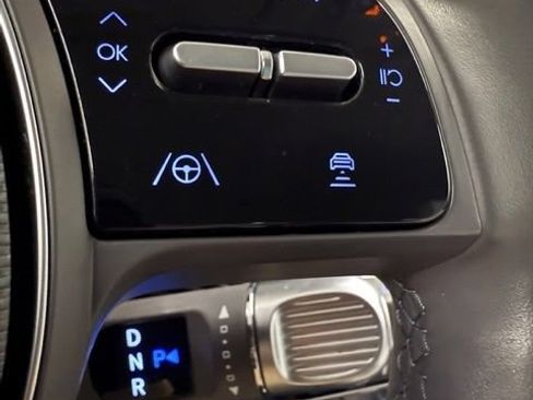 Used 2023 Hyundai Ioniq 5 SEL w/ Cargo Package AWD/4WD image 38