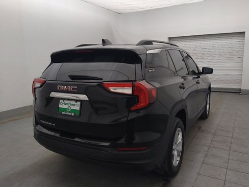 Used 2023 GMC Terrain SLE w/ Driver Convenience Package FWD image 9