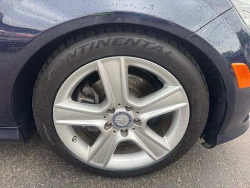Used 2011 Mercedes-Benz C 300 4MATIC Sedan image 22