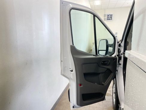 Used 2022 Ford Transit 350 w/ Exterior Upgrade Package image 15