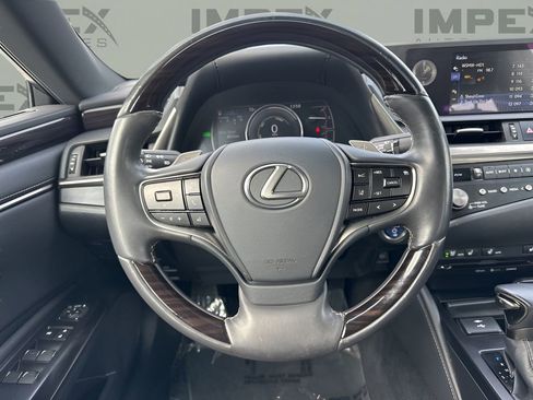 Used 2021 Lexus ES 300h w/ Premium Package image 15